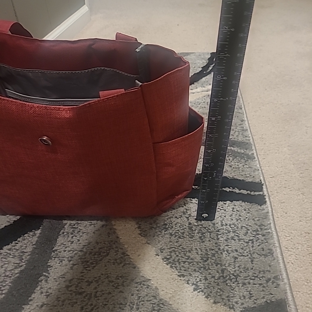 Eco One Lunchbox Insulated Red NWOT